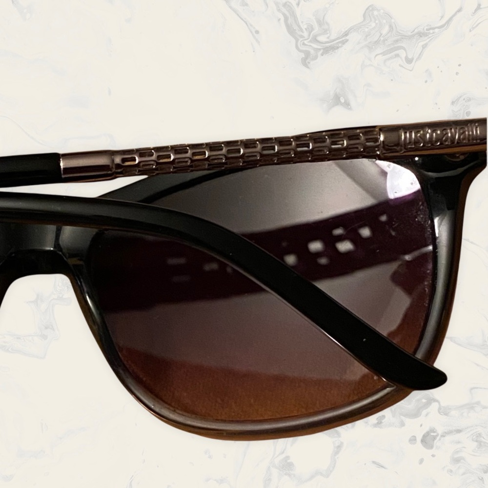 Just Cavalli JC629S Sunglasses Black/ Crystal / Gradient Smoke Gold Color - Picture 7 of 8